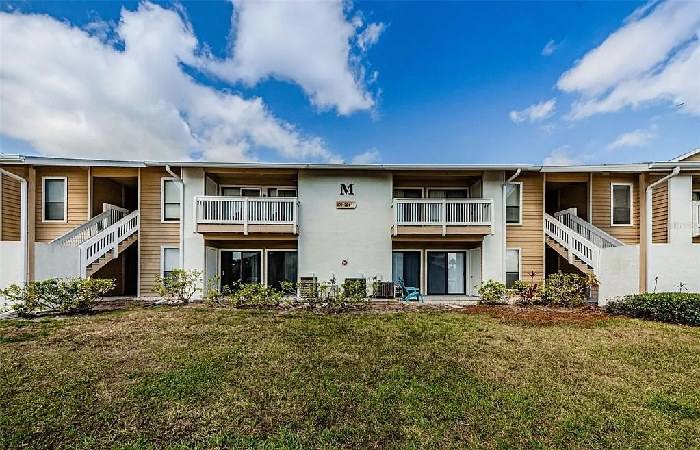 1 bed, 1.0 bath, 705 sqft, $1,425 — Photo 1