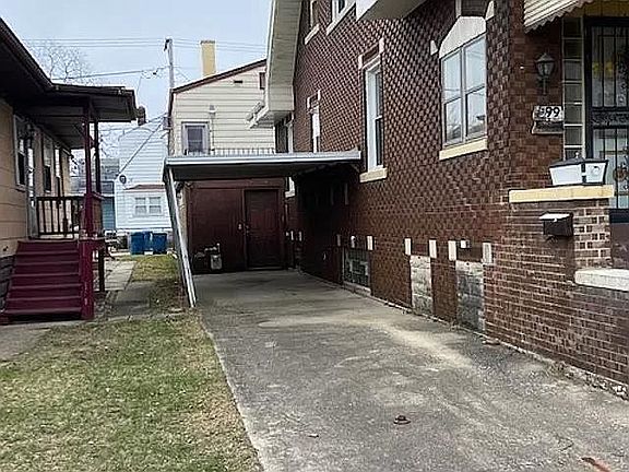 5th image of 599 Freeland Ave