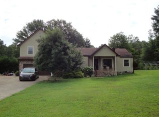 38 Sandy Ridge Rd, McDonough, GA 30252