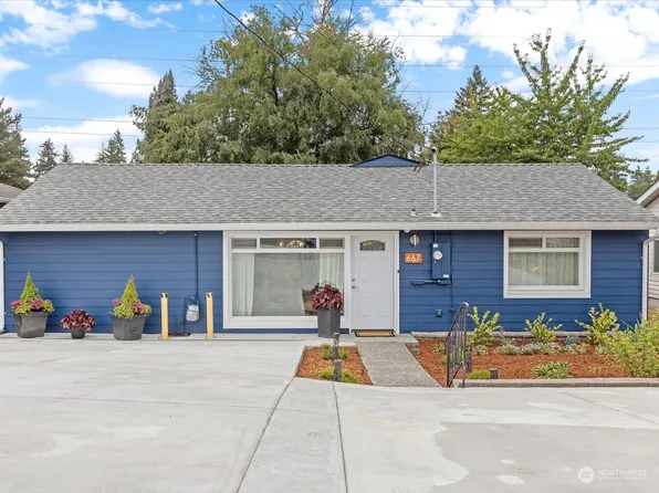 667 Shelton Avenue NE, Renton, WA 98056
