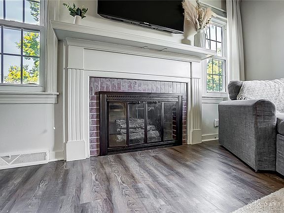 5th image of 1302 Highview Ave