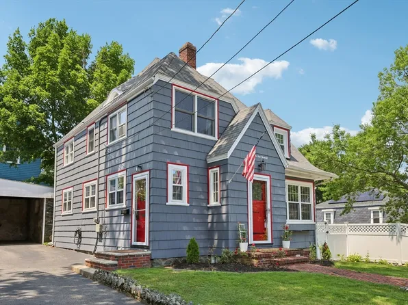 24 Brown St, Melrose, MA 02176