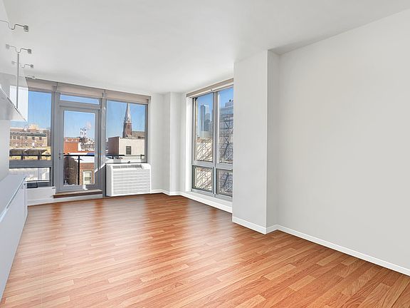 2nd image of 5-49 Borden Ave #4-B