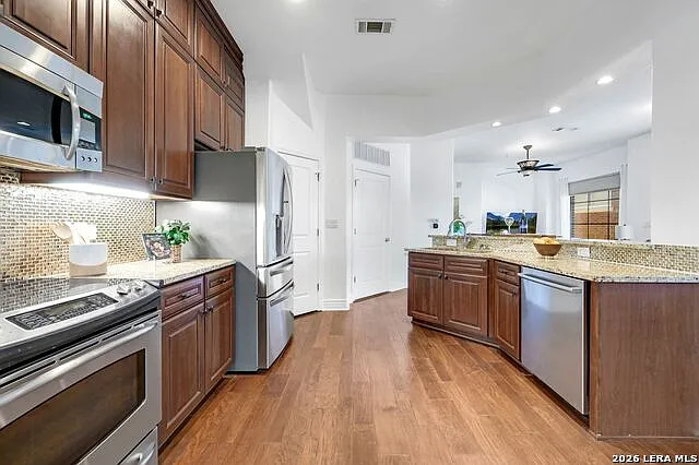215 Center St #311 — Photo 7