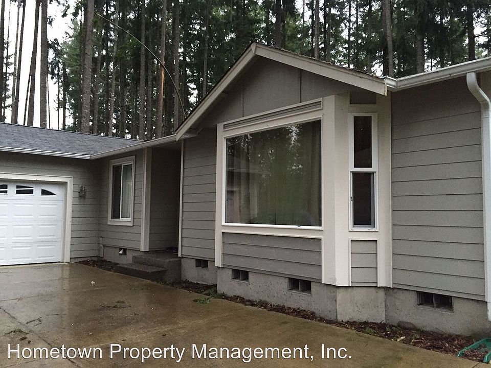 1st image of 18134 Upland Dr SE