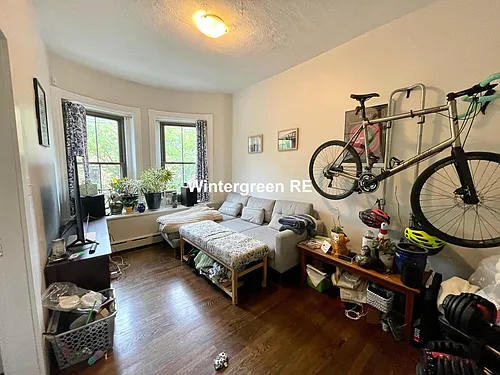 106 Willow St #3F Photo 1