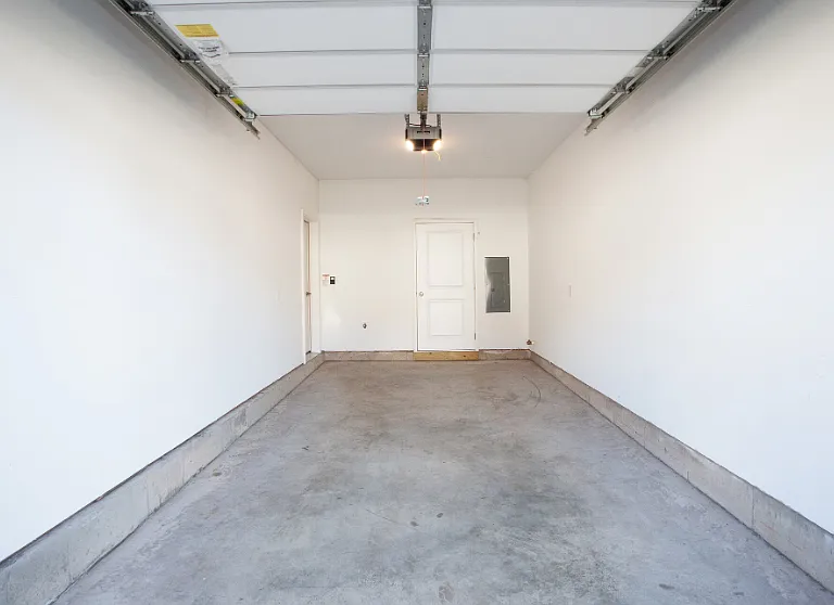 The Grand Luxury Apartments and Homes — Photo 11