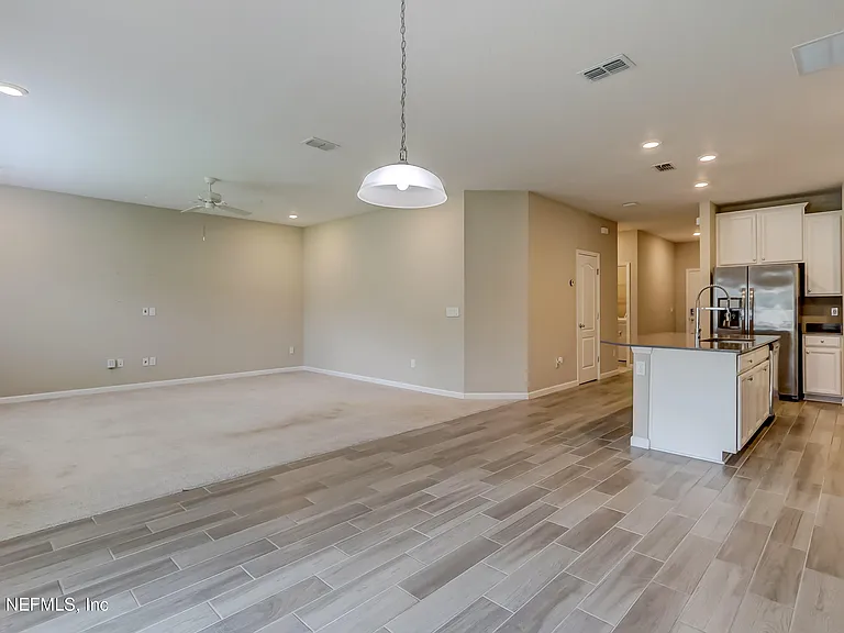 10386 Pavnes Creek Dr — Photo 15