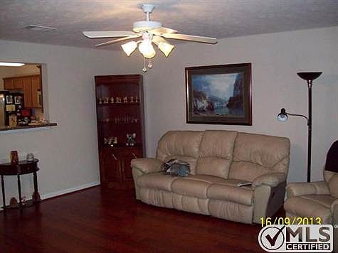 2nd image of 4028 George Buchanan Dr #4028