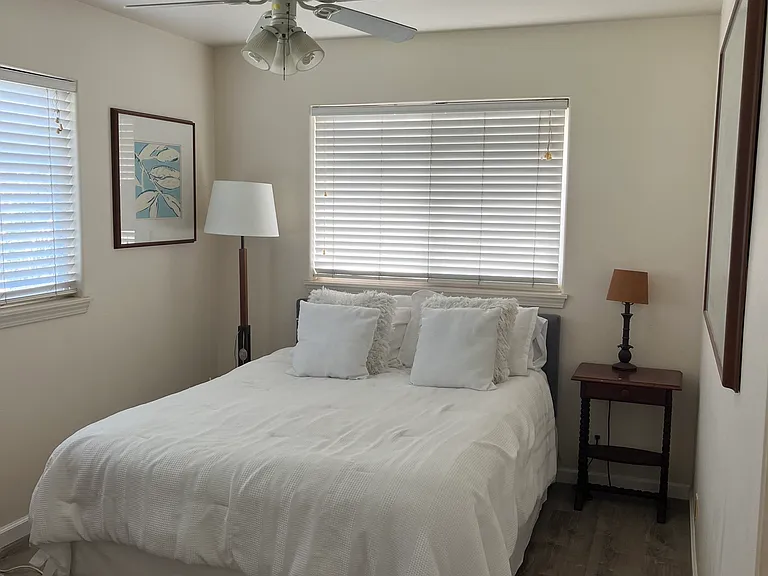 3rd Queen size bed/room
