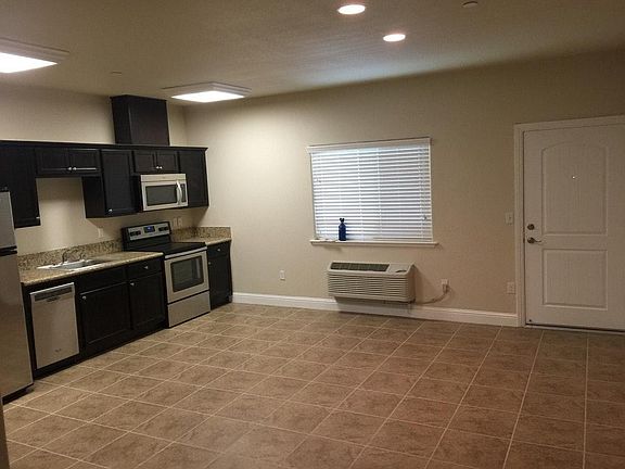 5th image of 830 Van Ness Ave APT 105