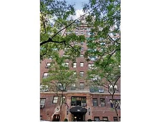 Sold by Douglas Elliman | media 15