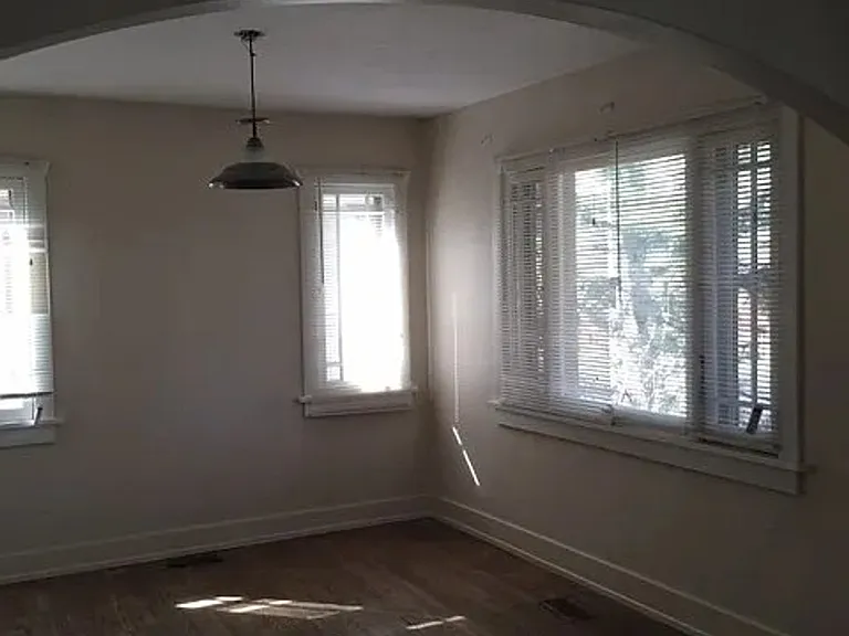 1113 S McClelland St — Photo 3