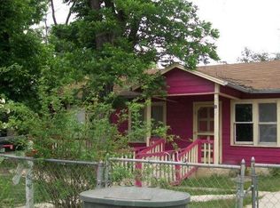 709 Reyes St, Uvalde, TX 78801