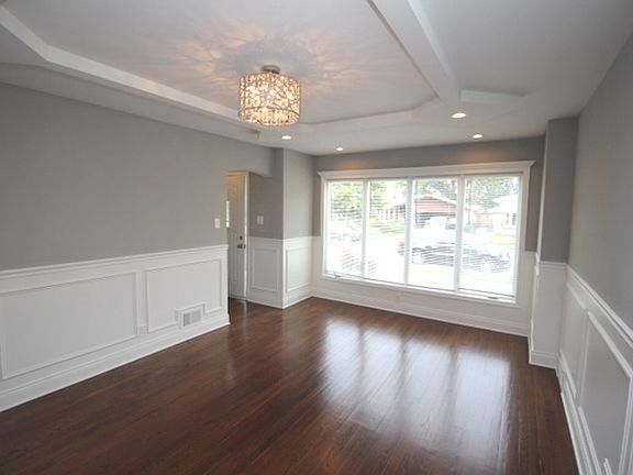 4th image of 8940 S Sacramento Ave