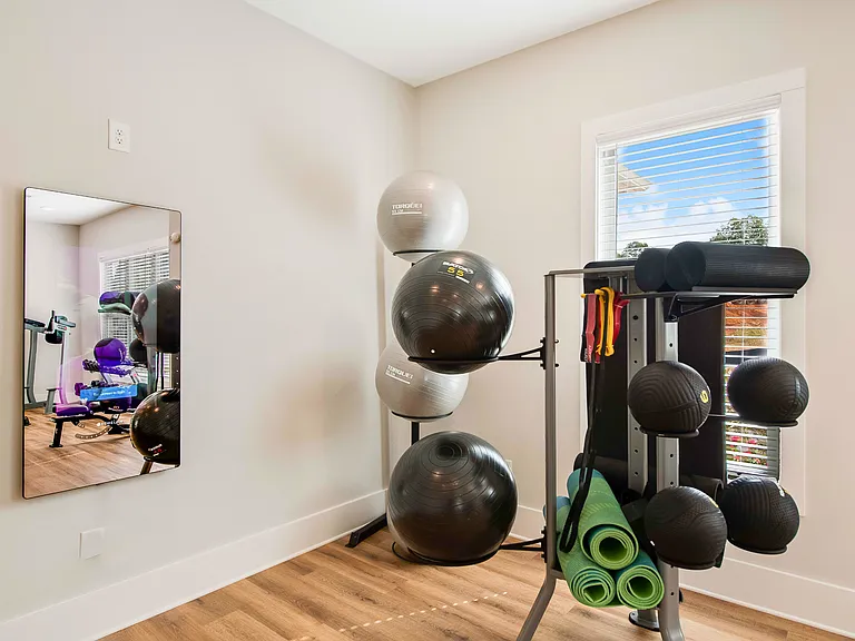 24/7 Fitness Center with Fitness on demand at Preston Park Apartments in Burlington, NC