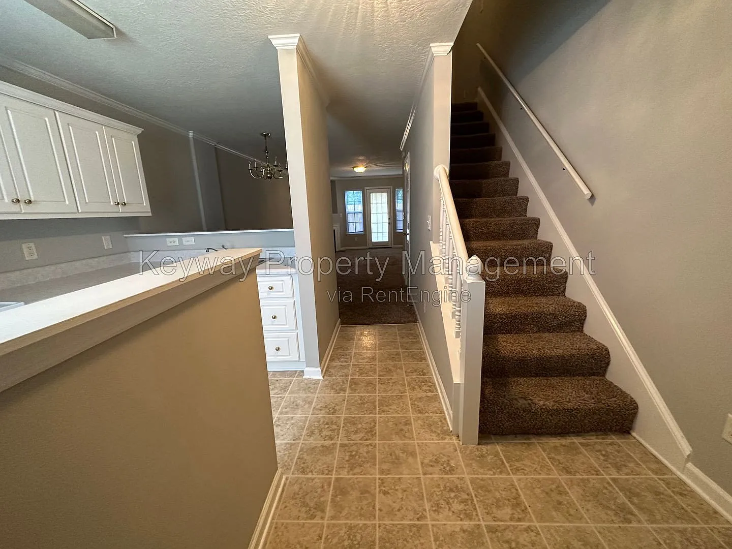 2 bed, 1.5 bath, 1120 sqft, $1,335 — Photo 3