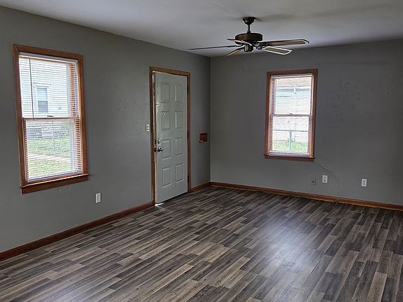 5th image of 712 W Dayton Ave