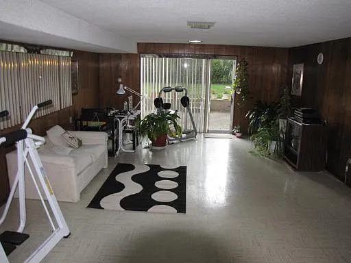 4 bed, 1581 sqft, $4,000 — Photo 4