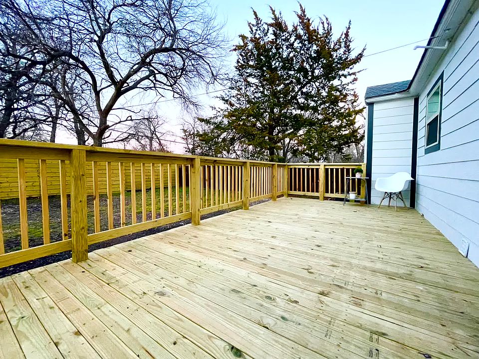 2nd image of 1007 Forester Dr