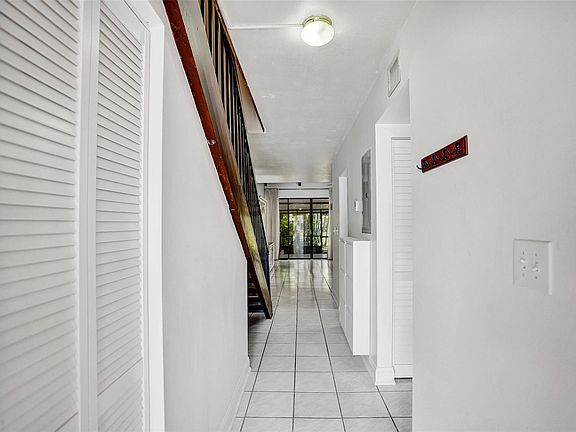 3rd image of 929 NW 45th Street #929
