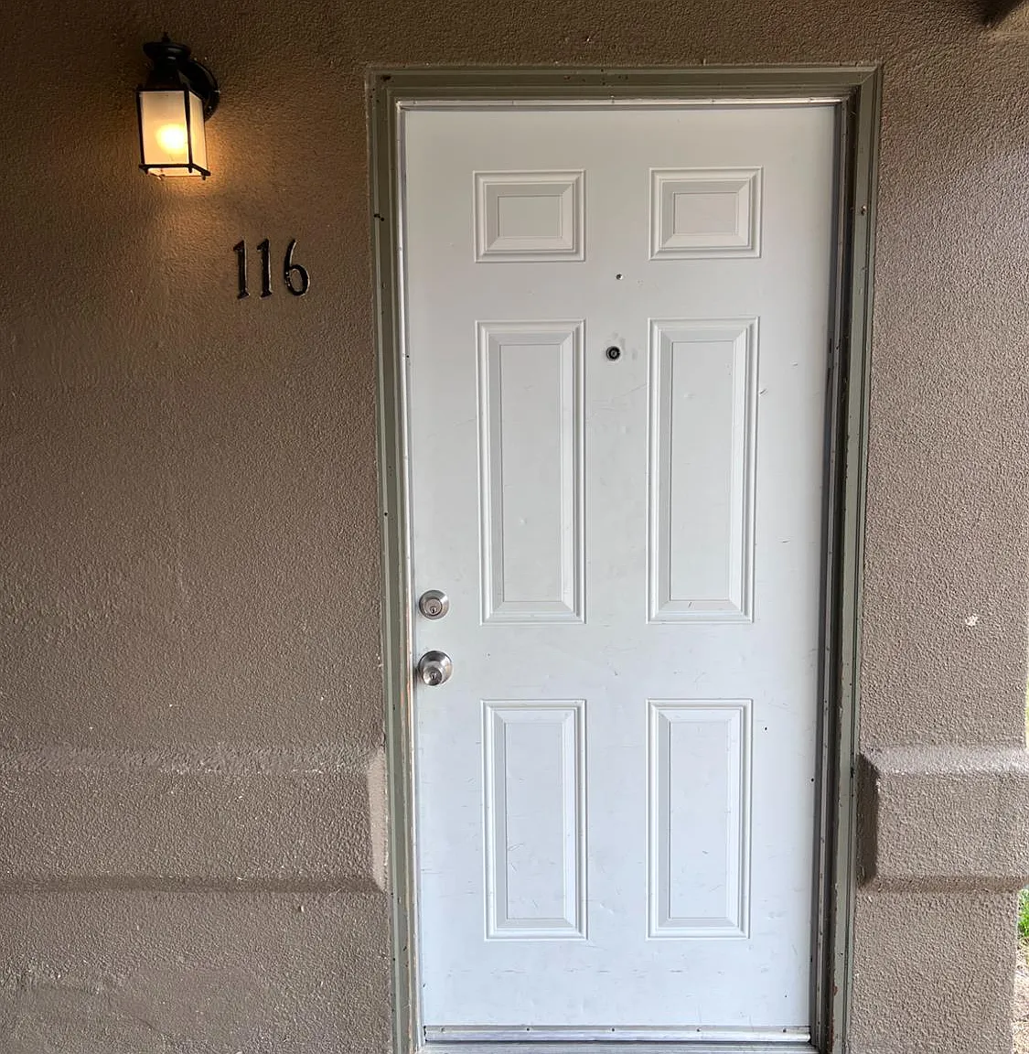 3 bed, 1000 sqft, $1,595 — Photo 1