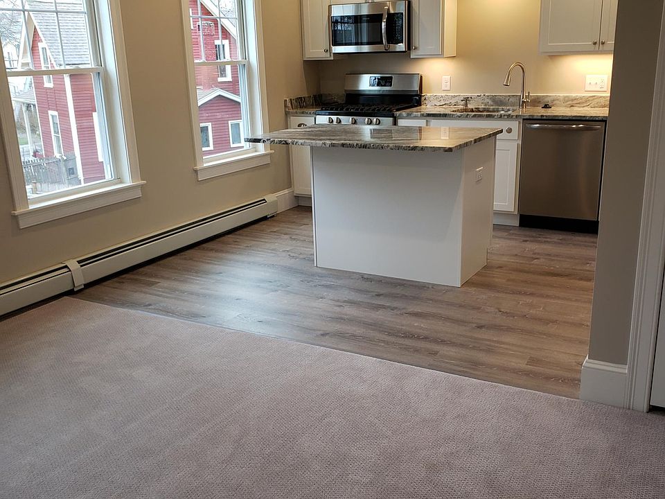 another view into the kitchen