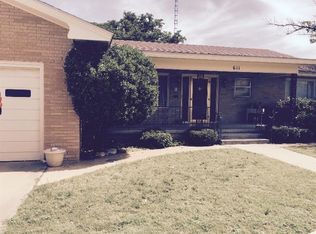 611 N 3rd St, Lamesa, TX 79331