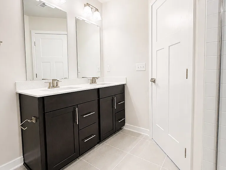 3020 Zuma St — Photo 7
