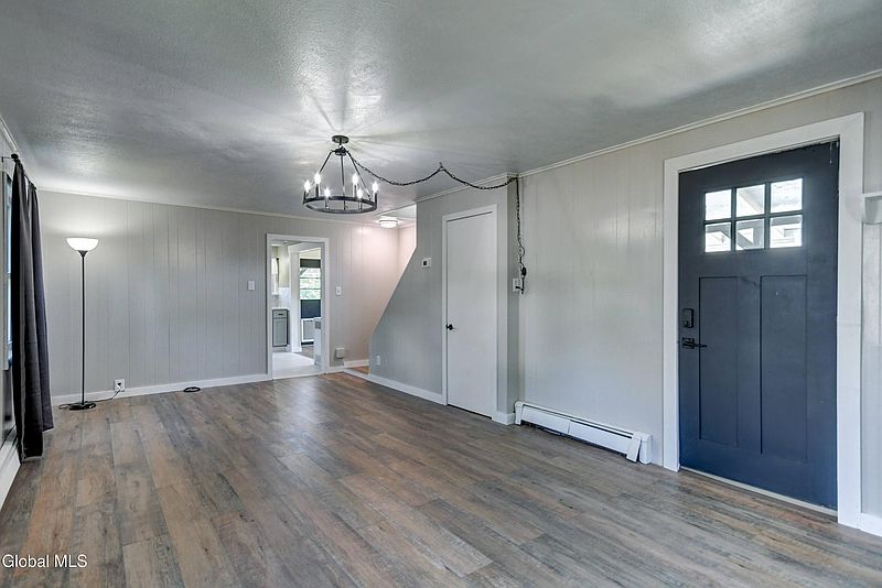 5th image of 135 Wells Street