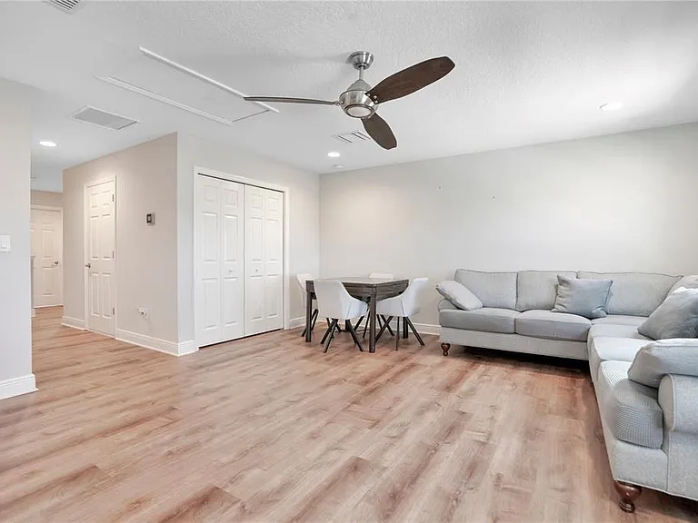 21914 Butterfly Kiss Dr — Photo 29