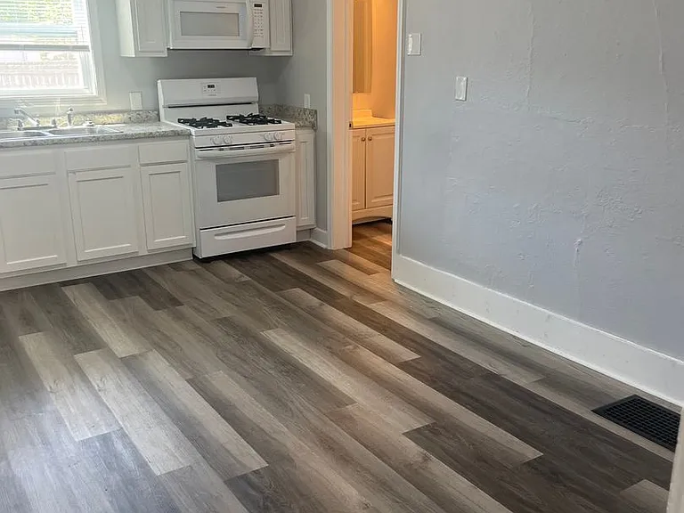 311 Sheridan Avenue — Photo 7