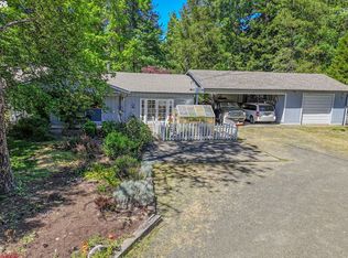 177 NE Lombardy Dr, Roseburg, OR 97470