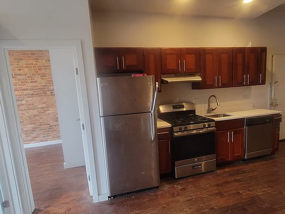 2nd image of 308 Tompkins Ave #2B