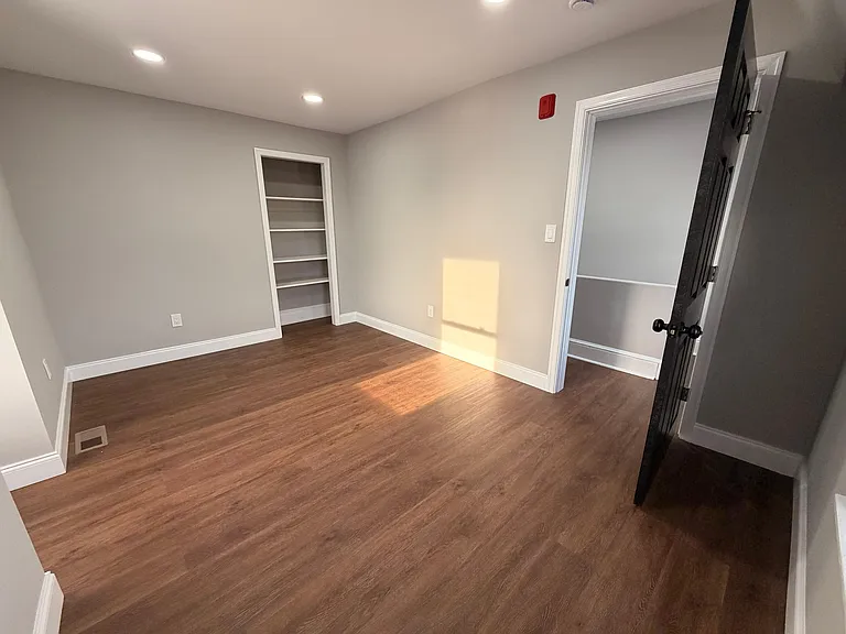 516 E Marshall St #2 — Photo 16