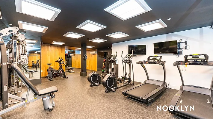 Rented by Nooklyn NYC LLC | media 21