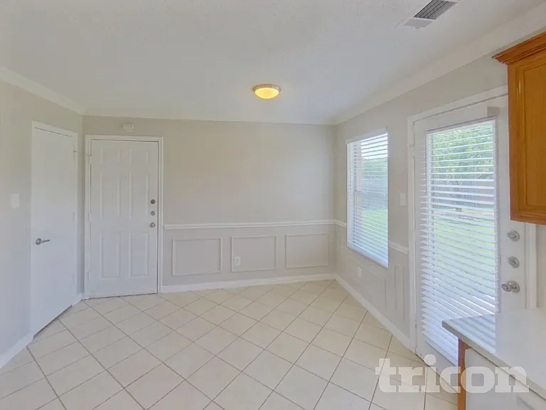 3022 Autumn Run Dr — Photo 4