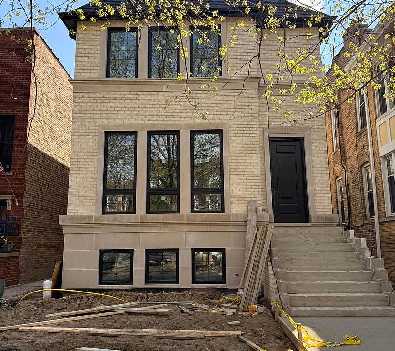 1st image of 4305 N Wolcott Ave
