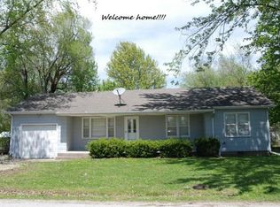 206 W 19th St, Holden, MO 64040