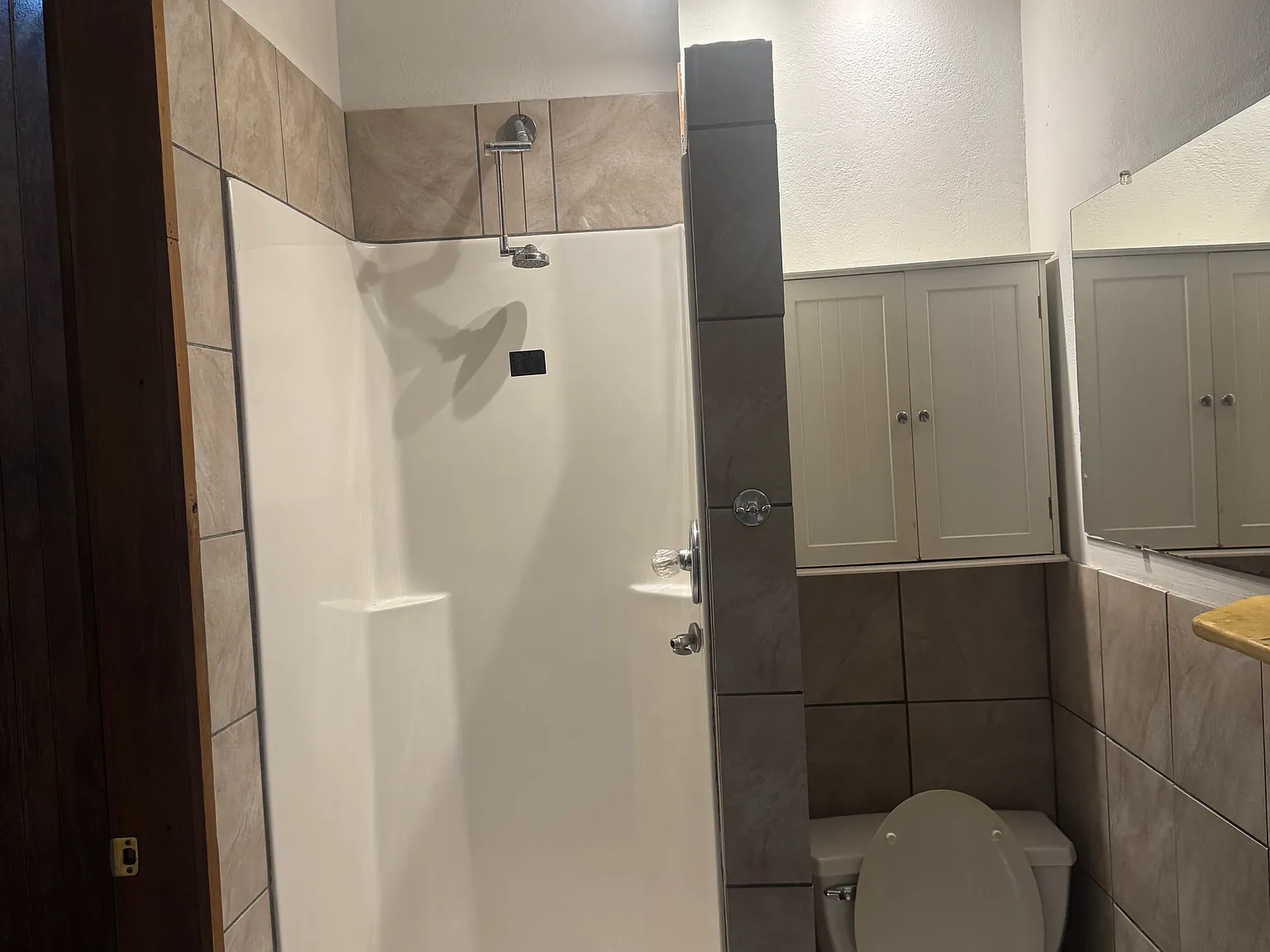 1 bed, $650 — Photo 1