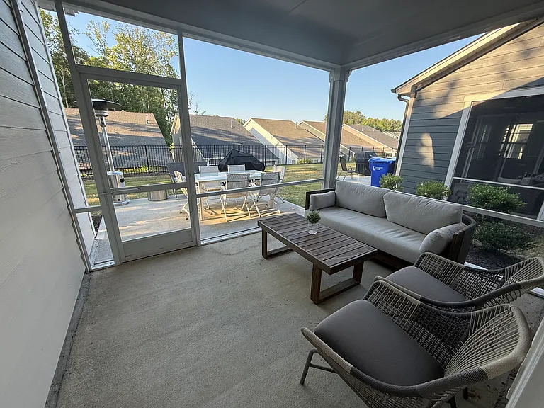 1112 Greatland Rd — Photo 45