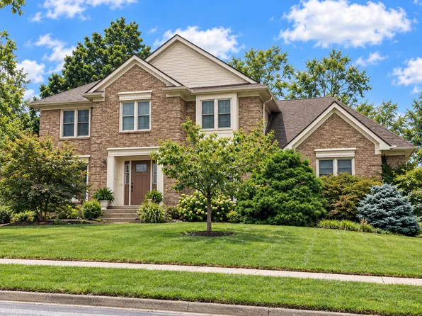 818 Foxgate Rd, Louisville, KY 40223