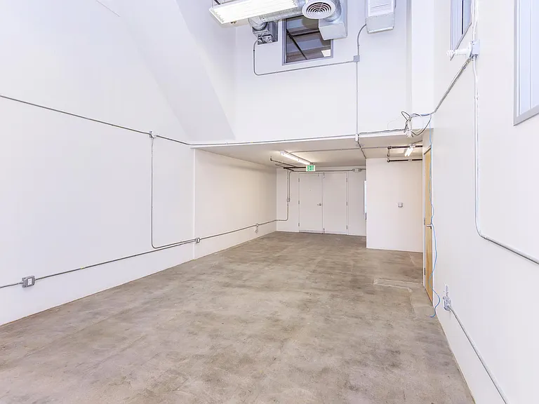 Statham Live Work Lofts — Photo 9
