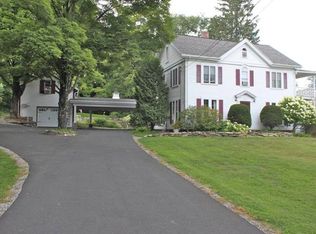 474 Main Rd, Granville, MA 01034