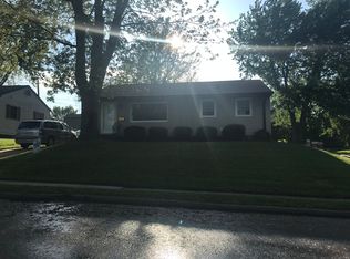 2067 Jeffrey Dr, Dubuque, IA 52001