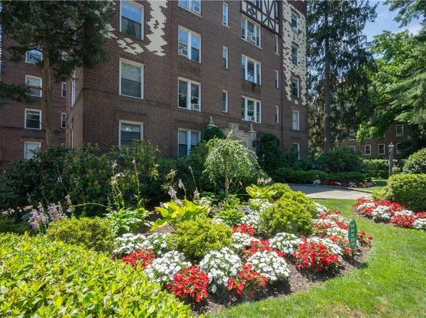 1440 Midland Avenue #3F, Bronxville, NY 10708