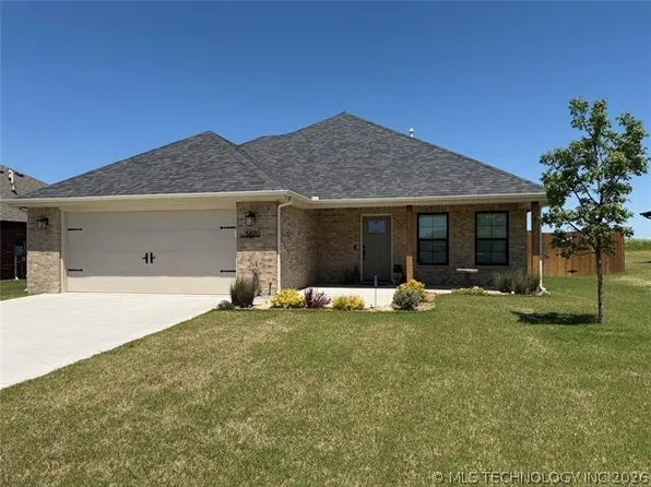 5820 Coldspring Ln, Bartlesville, OK 74006
