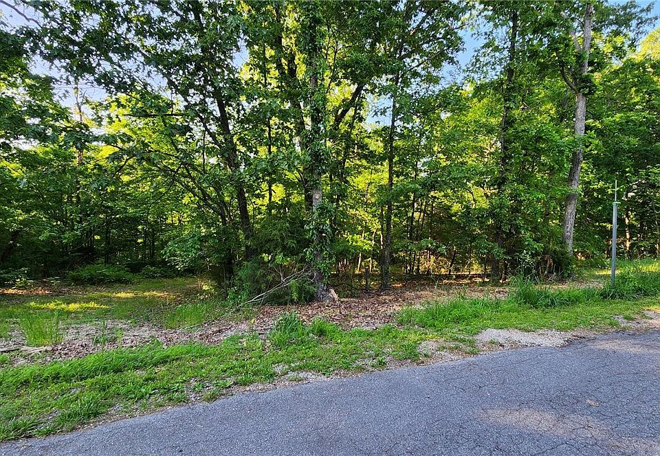 1st image of Marsh Cir #10
