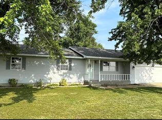 640 S Medler St, Bernie, MO 63822