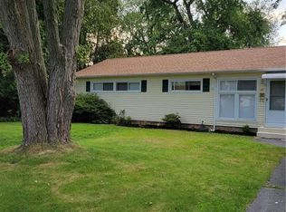 96 Green Manor Ave, Windsor, CT 06095